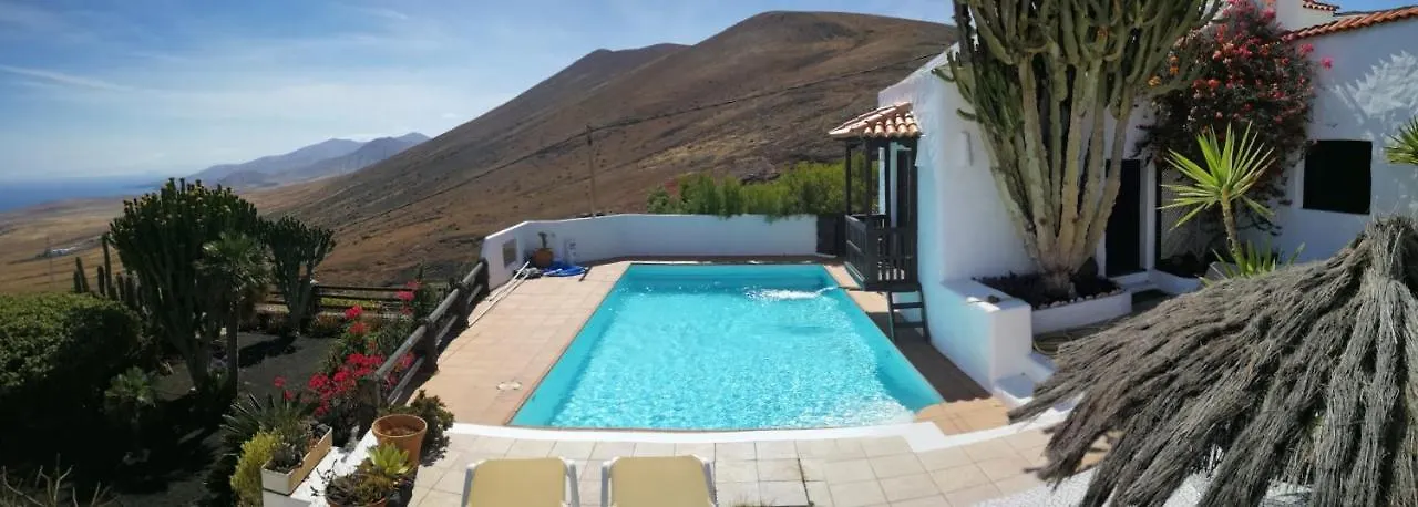 Villa Casa Angel Mácher 0*,  España