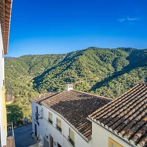 https://calle-la-cruz.es-andalucia.com